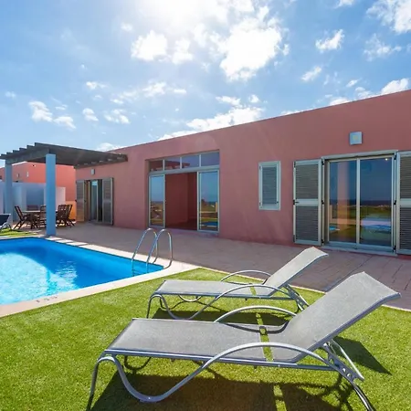Oceano Villa Antigua